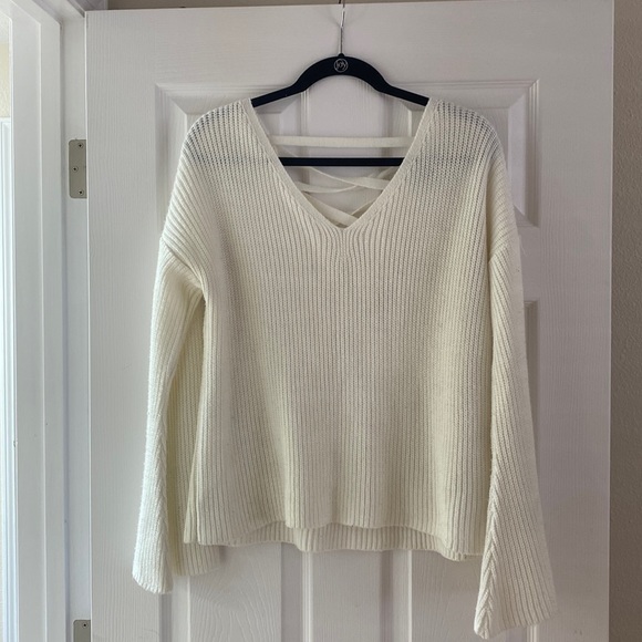 TopShop Sweater. Size 2. - Picture 1 of 2